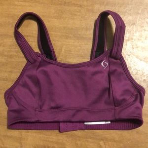 Brooks Fiona sports bra.